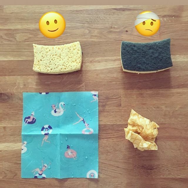 Oui: nettoyer les beeswraps à l'eau froide avec une éponge; pliez-les soigneusement. Non : pas de grattoir, ne pas chiffonner